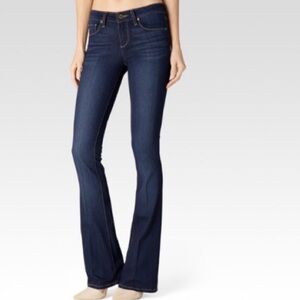 NWT PAIGE Skyline Mid Rise Boot Cut Jeans. Size 28